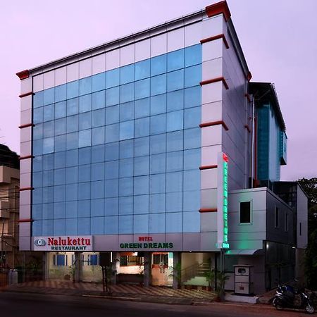 Hotel Green Dreams Kochi Exterior photo